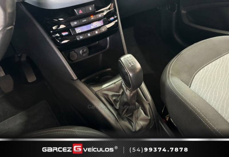 PEUGEOT - 208 - 2015/2016 - Prata - R$ 45.900,00