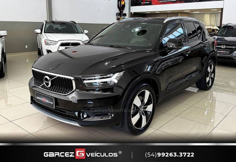 VOLVO - XC 40 - 2020/2020 - Preta - R$ 152.000,00