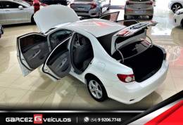 TOYOTA - COROLLA - 2013/2014 - Branca - R$ 74.900,00