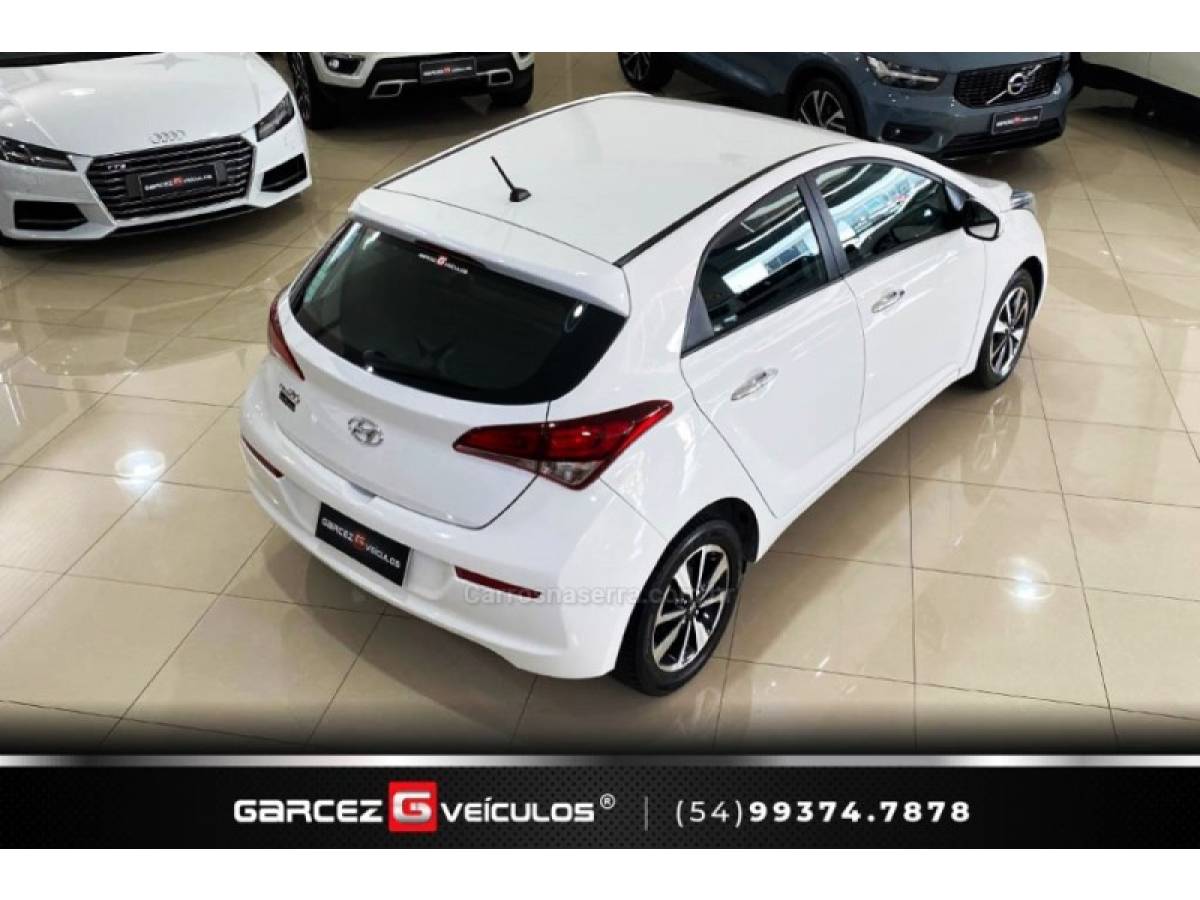 HYUNDAI - HB20 - 2016/2017 - Branca - R$ 53.900,00