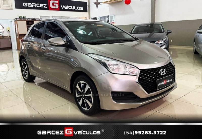 HYUNDAI - HB20 - 2016/2017 - Prata - R$ 66.500,00