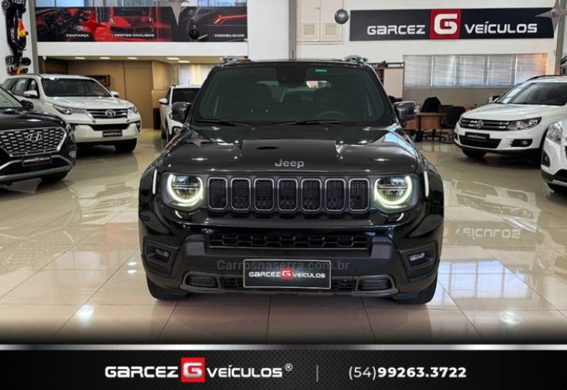 JEEP - RENEGADE - 2022/2022 - Preta - R$ 129.900,00