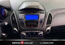 HYUNDAI - IX35 - 2010/2011 - Prata - R$ 57.900,00