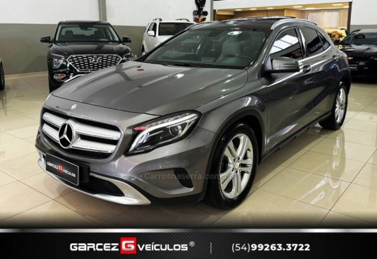 MERCEDES-BENZ - GLA 200 - 2014/2015 - Cinza - R$ 119.900,00