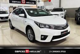 TOYOTA - COROLLA - 2015/2016 - Branca - R$ 88.000,00