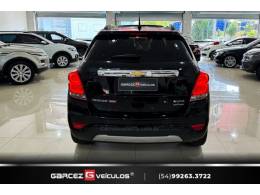 CHEVROLET - TRACKER - 2017/2018 - Preta - R$ 93.900,00